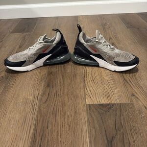 Nike Air Max 270 Sneakers size 3.5 big kids
